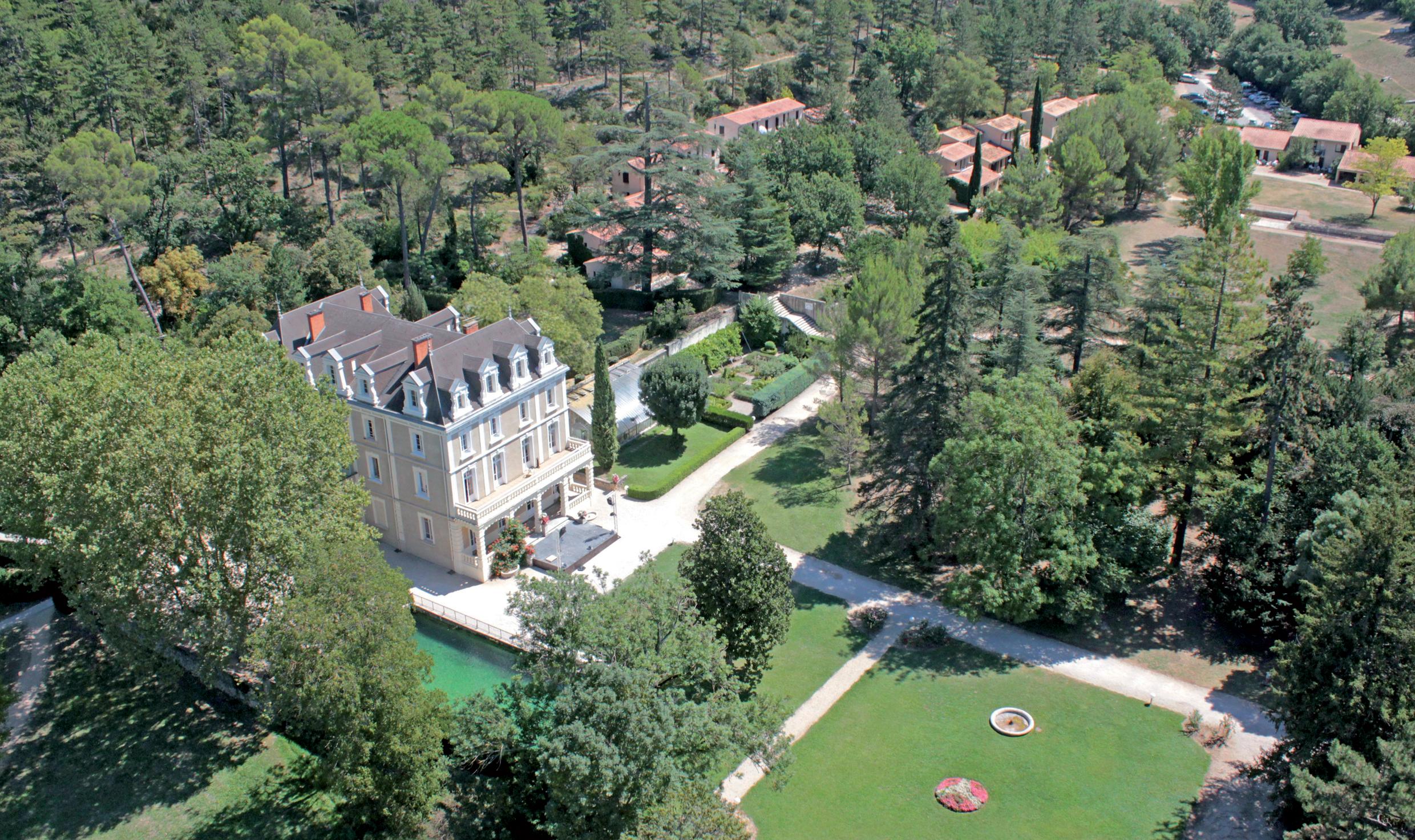 Club Vacances Bleues Domaine De Chateau Laval Gréoux-les-Bains Dış mekan fotoğraf