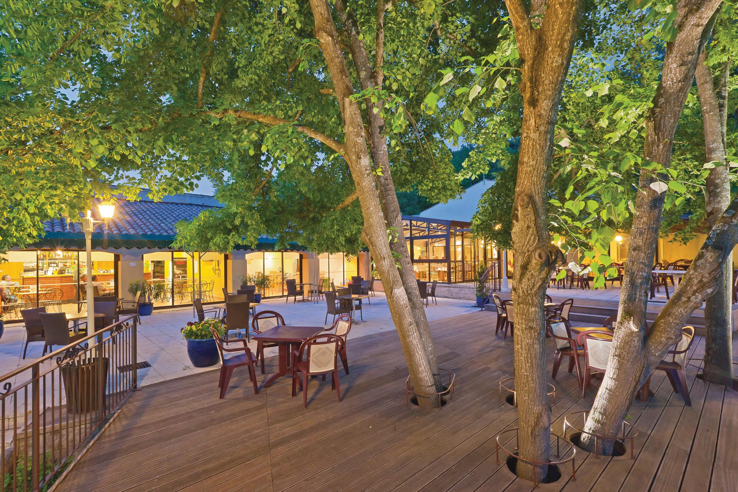Club Vacances Bleues Domaine De Chateau Laval Gréoux-les-Bains Dış mekan fotoğraf