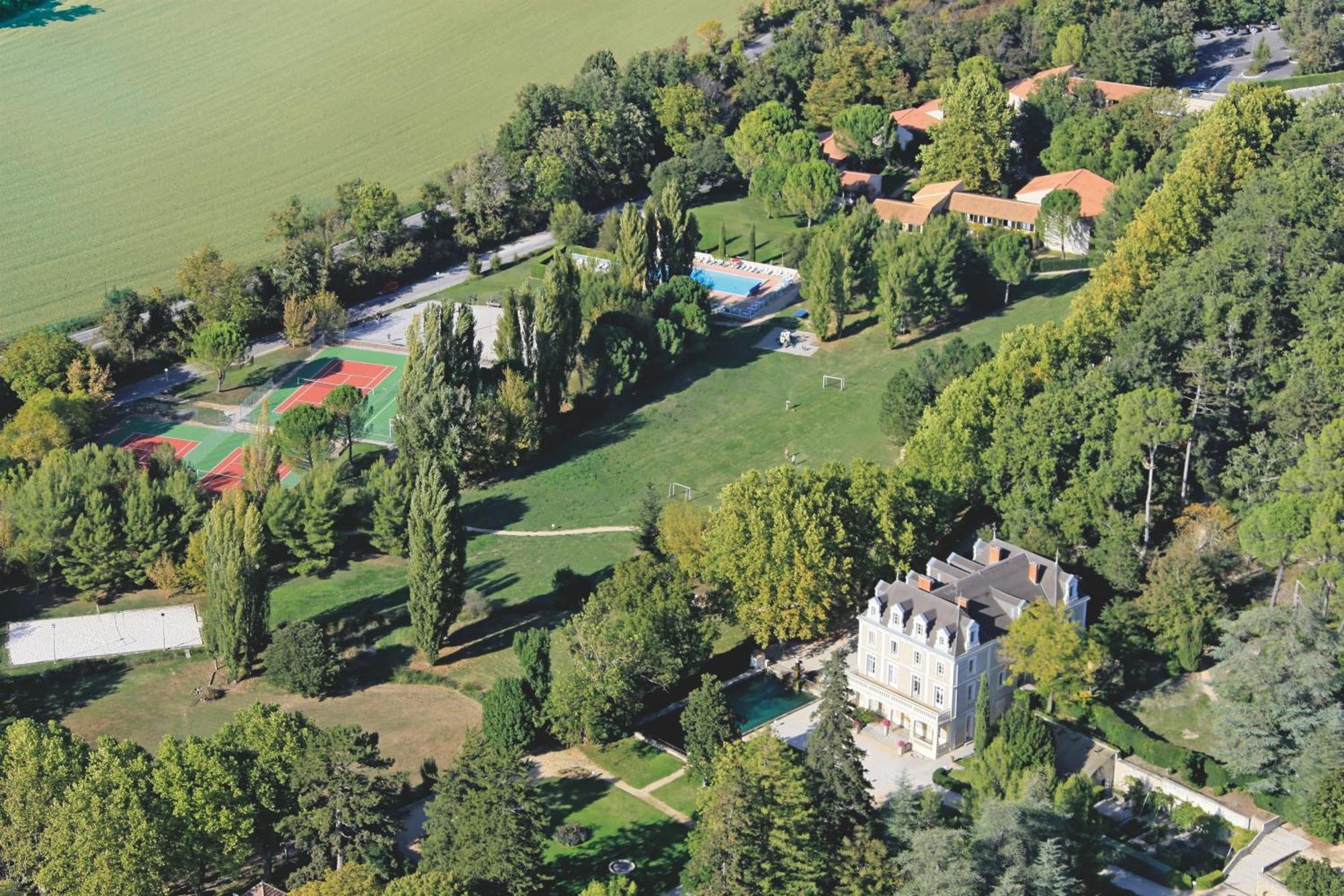 Club Vacances Bleues Domaine De Chateau Laval Gréoux-les-Bains Dış mekan fotoğraf