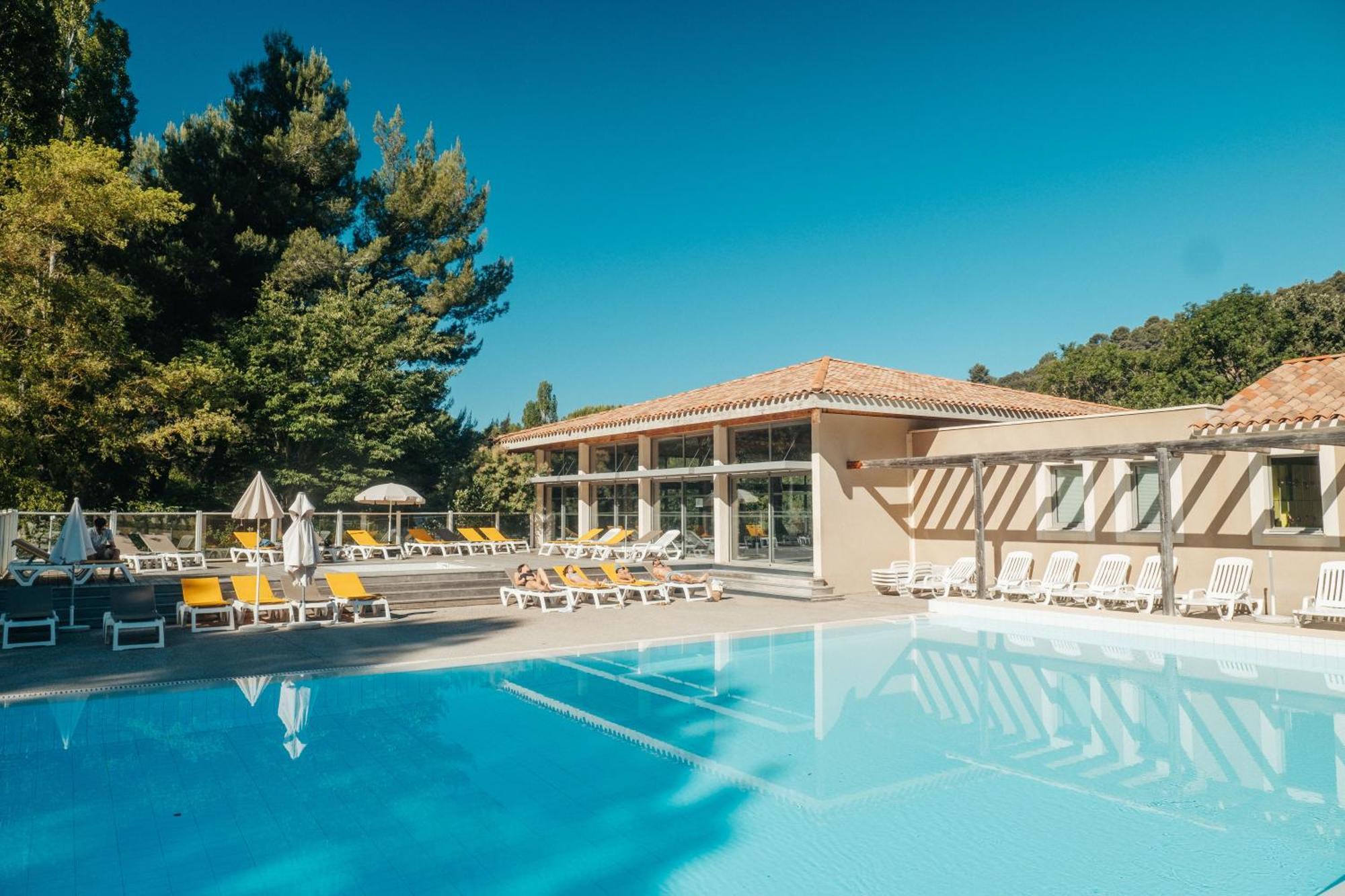 Club Vacances Bleues Domaine De Chateau Laval Gréoux-les-Bains Dış mekan fotoğraf