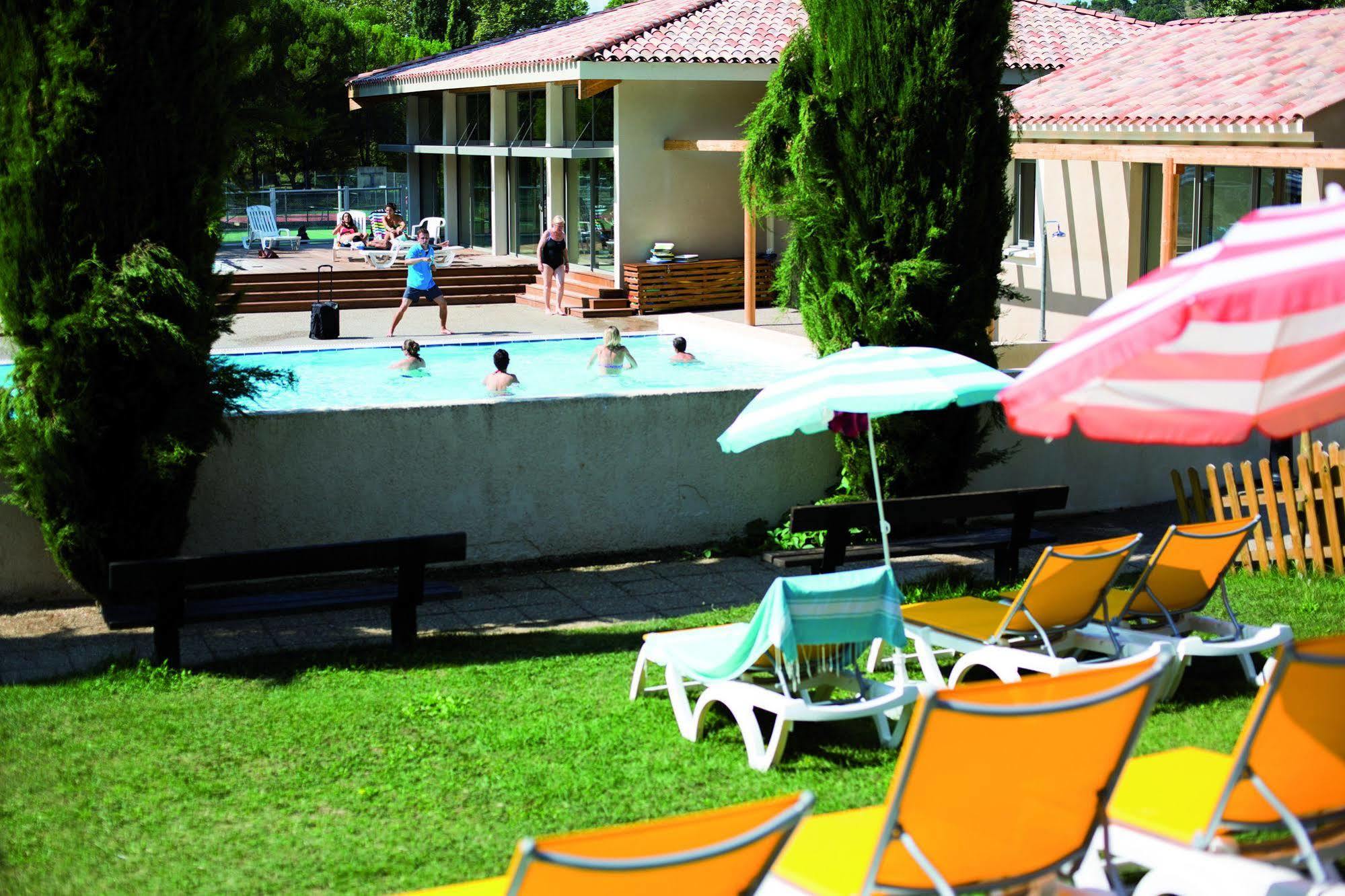 Club Vacances Bleues Domaine De Chateau Laval Gréoux-les-Bains Dış mekan fotoğraf